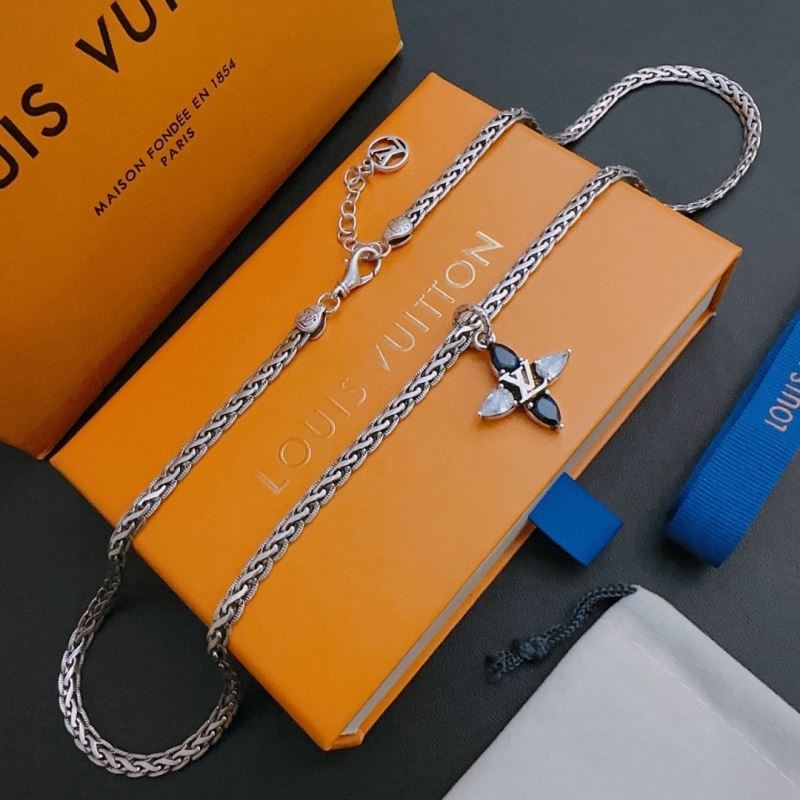 Louis Vuitton Necklaces